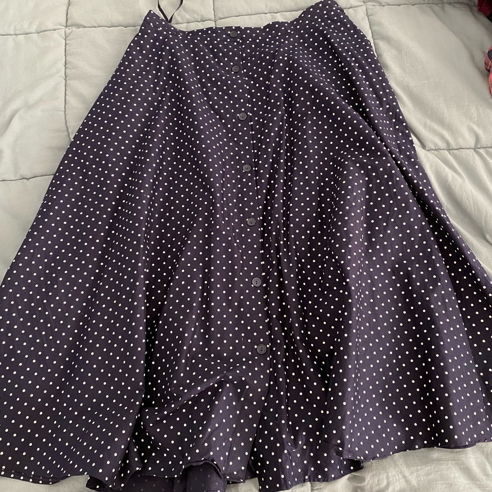 Uniqlo button down polka dot midi skirt